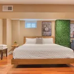 4 Bedroom, 2 Bath, King Beds, Outdoor Space, Grill, Free Parking, Nice Area